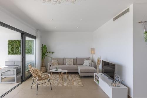 Sunrise Heights 2455 Sea View