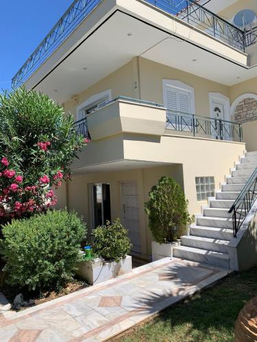 1 Bed Apartment near the beach