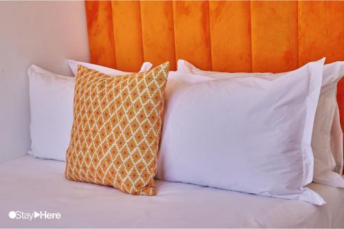 Postel nebo postele na pokoji v ubytování Stayhere Casablanca - CIL - Vibrant Residence