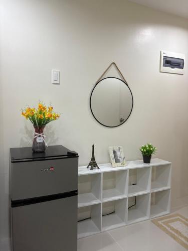 Φωτογραφία από το άλμπουμ του Chic Condo with Gym and Pool Access σε Μακτάν