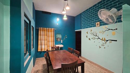 Φωτογραφία από το άλμπουμ του Day One's Metropol σε Madurai