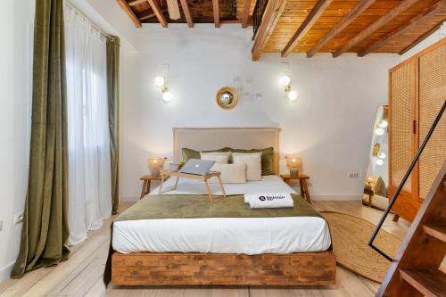 Abele 45 Old Town Apartment by Stay Belonio