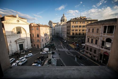 Caesarina Roma, Luxury apartment