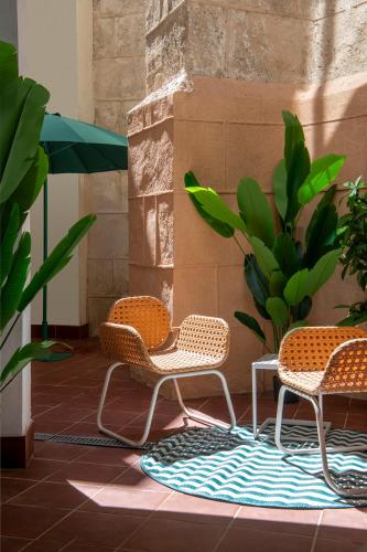 Patio de la Magdalena by Alohamundi