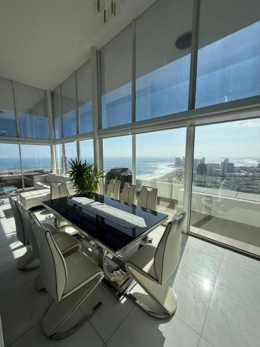 Φωτογραφία από το άλμπουμ του Exclusive Penthouse Rental in front of Playa Brava στο Ικίκε