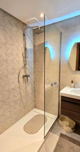 Ένα μπάνιο στο Appartement S1 Luxueux