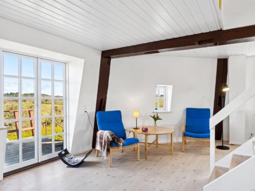 Posezení v ubytování Holiday Home Fania - 500m from the sea by Interhome