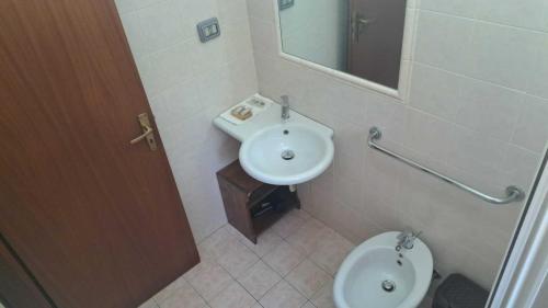 Bilik mandi di Litto Appartamenti Tropea