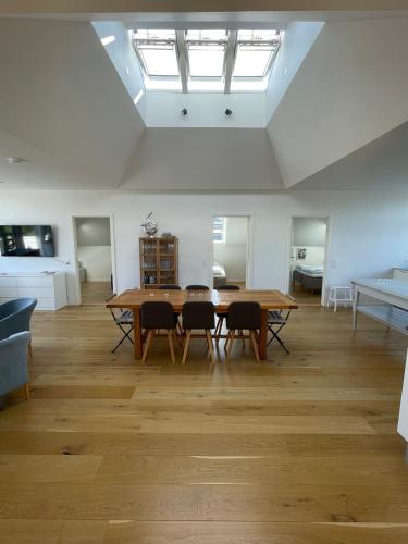 Una cocina o cocineta en Luxury appartment in the embassy-area in Hellerup