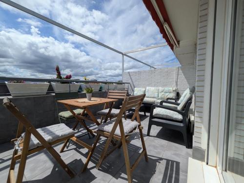 Afbeelding uit fotogalerij van Apartamento Carmen y Adolfo in Laredo