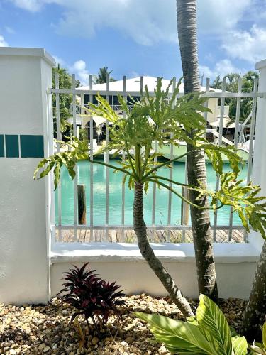 La alberca dentro o cerca de Seas the Keys Getaway