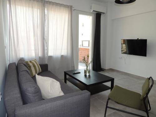 Istumisnurk majutusasutuses Ælis Suites in Psyrri - Rooftop Access & Acropolis View