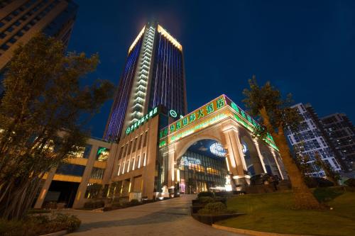 Huachen International Hotel – Photos 2