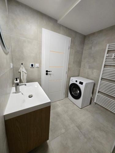 Φωτογραφία από το άλμπουμ του BB Central Apartment with pool and garden στη Μπάνσκα Μπίστριτσα