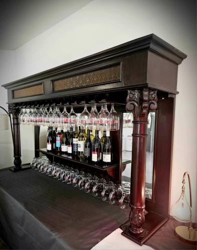 Ο χώρος του lounge ή του μπαρ στο Old Ridgeway Hotel