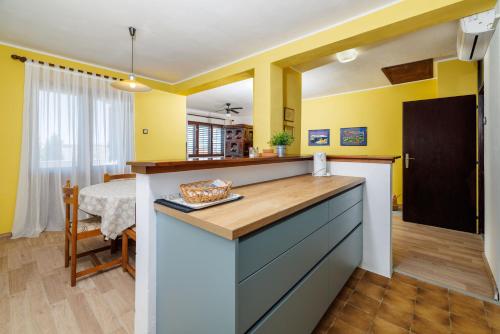 Apartment Kompes