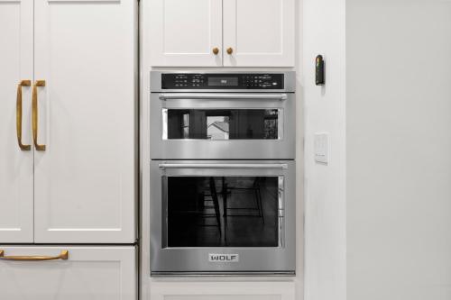 Dapur atau dapur kecil di The Luxe Reserve
