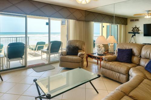 Χώρος καθιστικού στο Towers 2 - Ocean Towers 2102