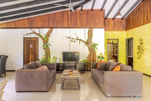 Ảnh trong thư viện ảnh của Luna Caribena, lujosa casa tropical cerca cahuita ở Cahuita