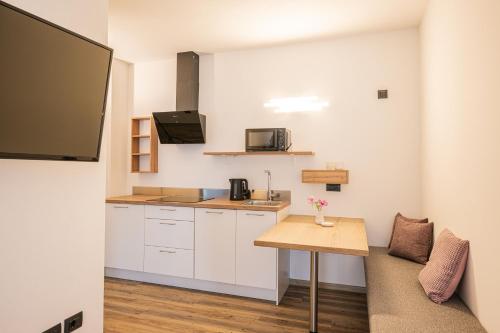 Dapur atau dapur kecil di Apartments Drei Zinnen