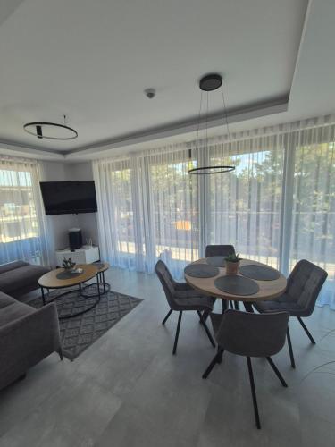 Χώρος καθιστικού στο Krystal Apartment - kompleks Hevenia Pogorzelica