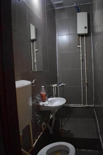 Ένα μπάνιο στο Villa Vera Rooms