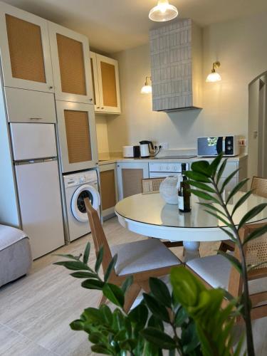 Nikos Latchi Harbour