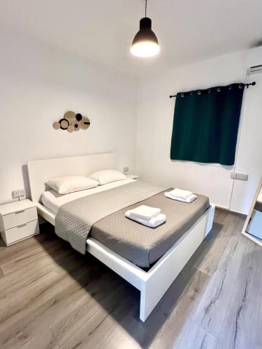 Fully Equipped One Bedroom APT