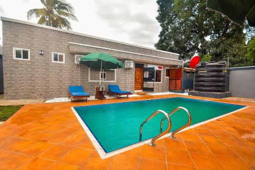 Bazén v ubytování Irenka Residence nebo v jeho okolí