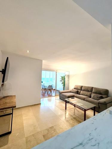 Modern, Best Location 2 bedroom, Sea view photo 12