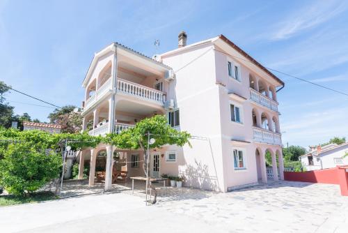 Apartments by the sea Supetarska Draga - Gonar, Rab - 24851