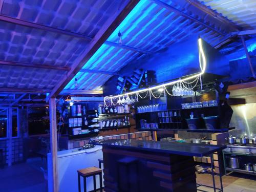 El lounge o bar de La Posada City