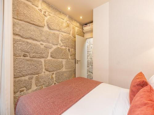Porto Stay for 3 near Ribeira