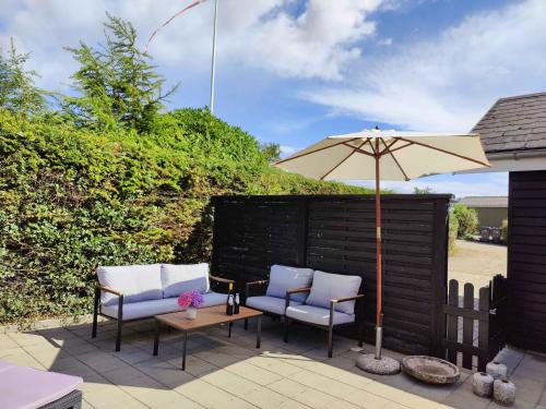 Κήπος έξω από το Charming Holiday Home Near The Beach
