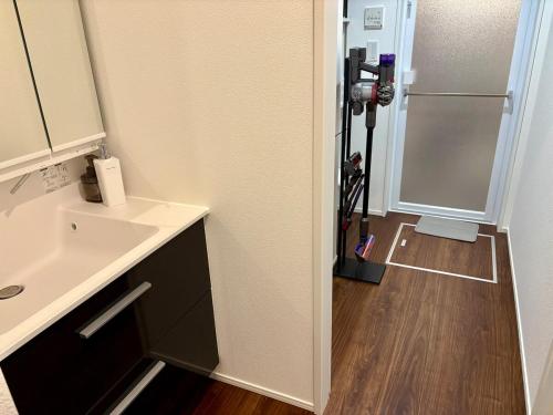 天神南駅まで約20分の新築1軒家まるまる貸切福岡Base