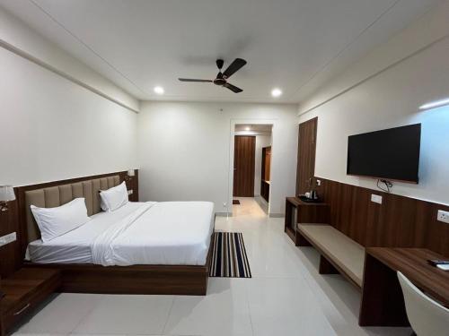 Katil atau katil-katil dalam bilik di Hotel Krishna Anandam