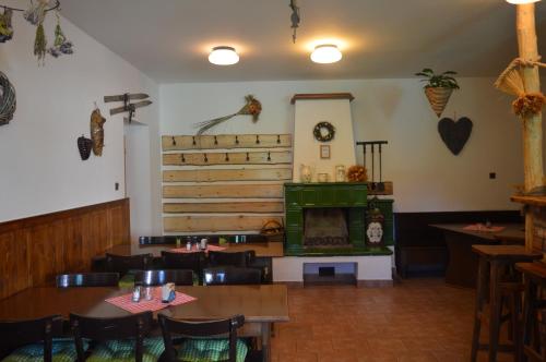 Restoranas ar kita vieta pavalgyti apgyvendinimo įstaigoje Chata Nová Seninka