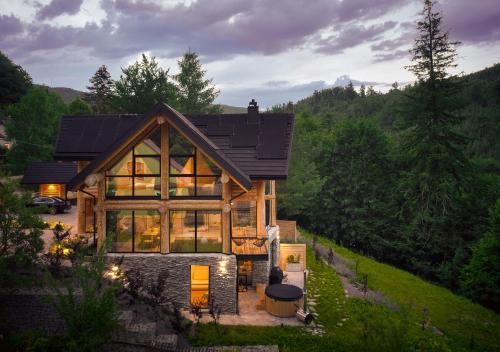 Sęk w Ciszy - Free Sauna & Balia