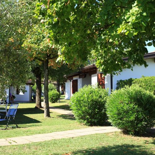 Κήπος έξω από το Campeggio Villaggio San Giorgio Vacanze