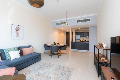 Great Location - Stunning Views - Scenic