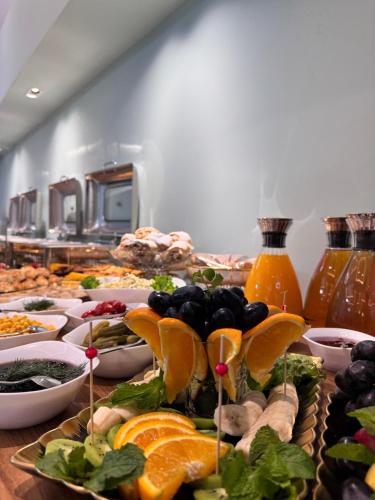 Jídlo v hotelu nebo okolí