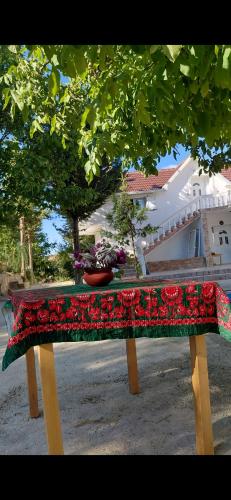 Gallery image of Konaku Zenelaj Selcke e Madhe Memaliaj in Polisi i Vogël