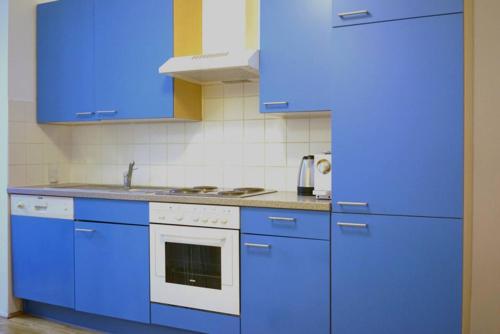 Modern Apartment in Viennas hip area, Central & Comfortable Stay