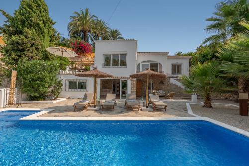 Casa Cobalto, Sea view, Mediterranean, Sea 700meters, 4 Bedrooms