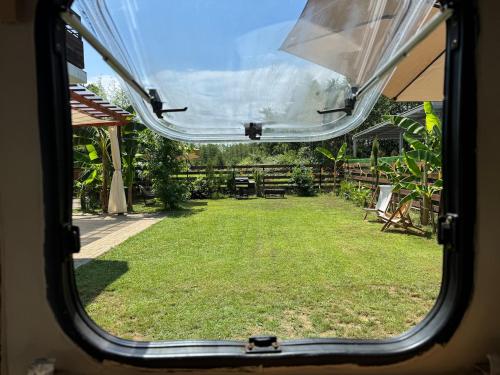Taman di luar Nature Retreat by the Black Sea