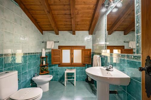 Ένα μπάνιο στο Casa Mesilda