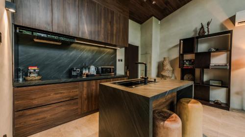 Cucina o angolo cottura di Piece Lio from Japan Managed by H Hospitality Group