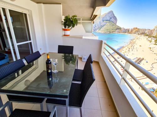 AVANOA - Esmeralda Calpe