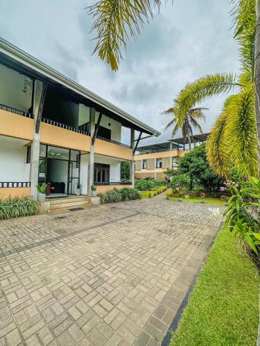 Sunrise Palace Negombo