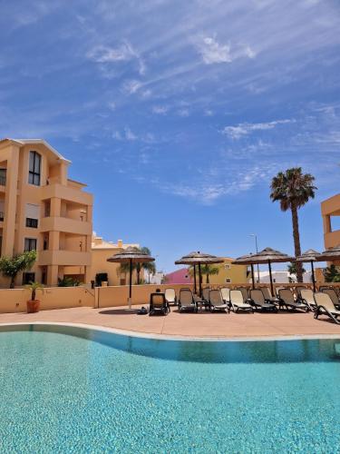 Estréla da Luz CasaValerie studio with gym and indoor pool